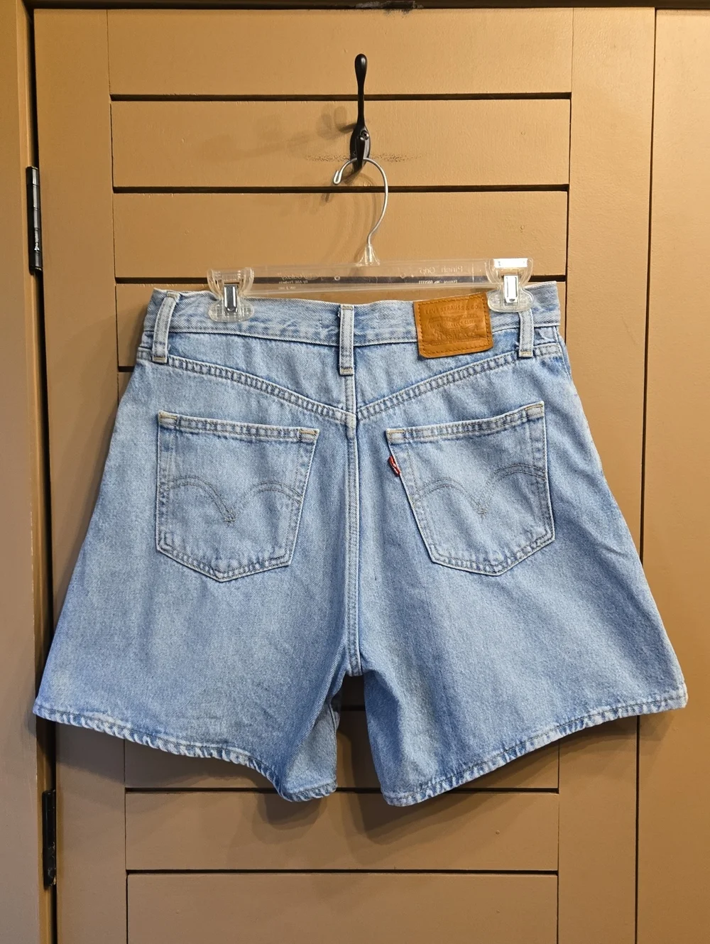 Levi's® High Rise Baggy Denim Shorts Size 28